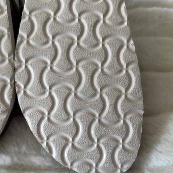 White Mountain White Cross-Strap Sandals - Picture 8 of 9